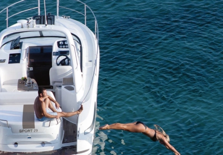 Why Should You Consider a Marine LiFePO₄ Battery for Your Vessel?