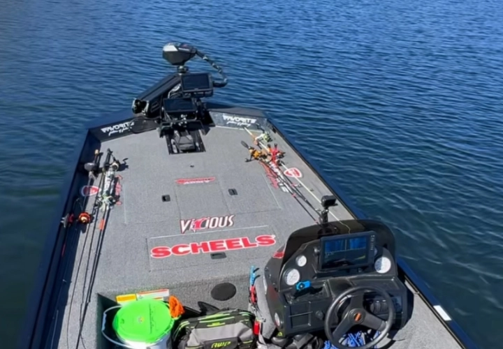 The Ultimate B2B Guide to Lithium Deep Cycle Marine Battery Solutions